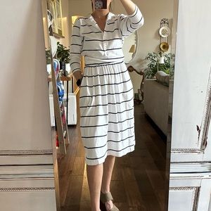 100: Vintage long sleeve white and blue stripped dress